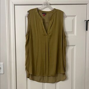 Vince Camuto Olive Green Sleeveless Blouse size XL like new